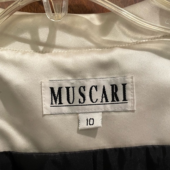 Vintage Muscari black/cream jacket, size 10 - Picture 4 of 6